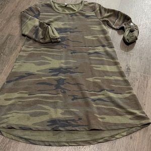Z supply camo long sleeve T-shirt dress size medium